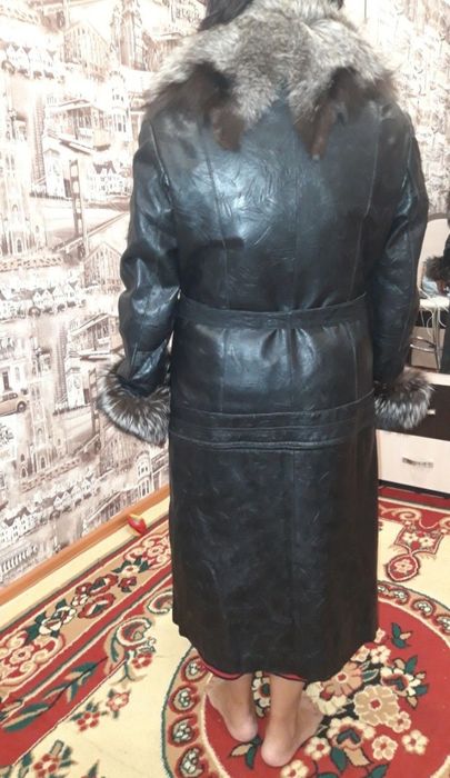 Зимняя куртка(плащ)