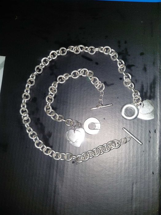 Супер изгодно! Комплект посребрени колие и гривна дамски.