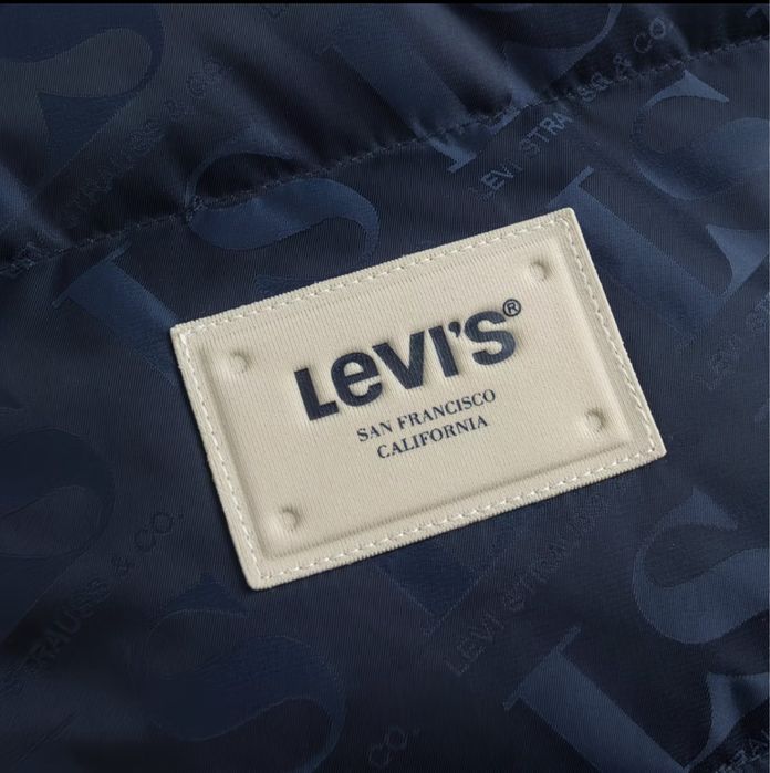 Куртка унисекс Levis оригинал