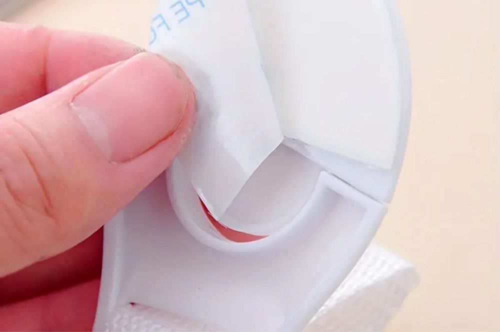 Детски предпазители за шкаф