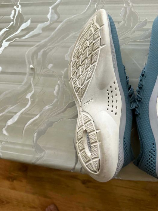 CROCS - маратонки-обувки № 42