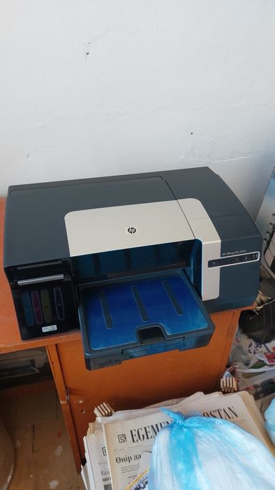 Принтер HP Officejet Pro K550