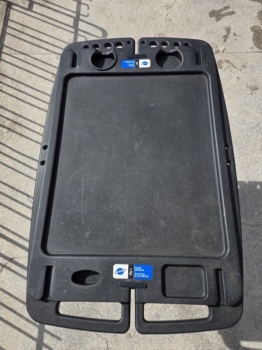 Продавам Преносима работна маса PARK TOOL PB-1