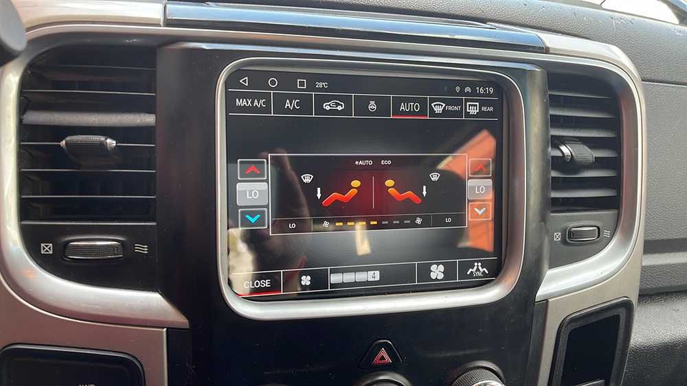 Jeep Grand Cherokee /Challenger/ Dodge Ram 8.4" навигация,9574+MIC