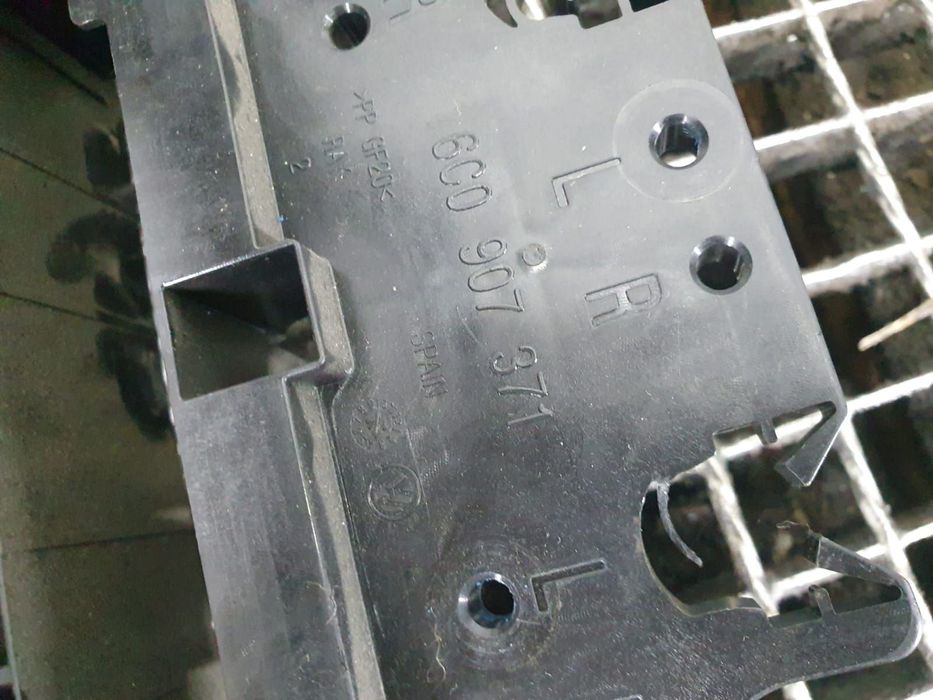 Suport panou sigurante  6c0907371 Volkswagen VW Polo 5 6R [2009 - 201