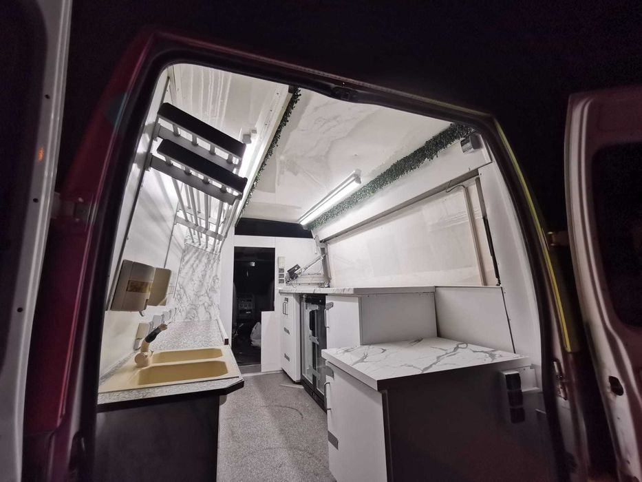 Foodtruck înghețată