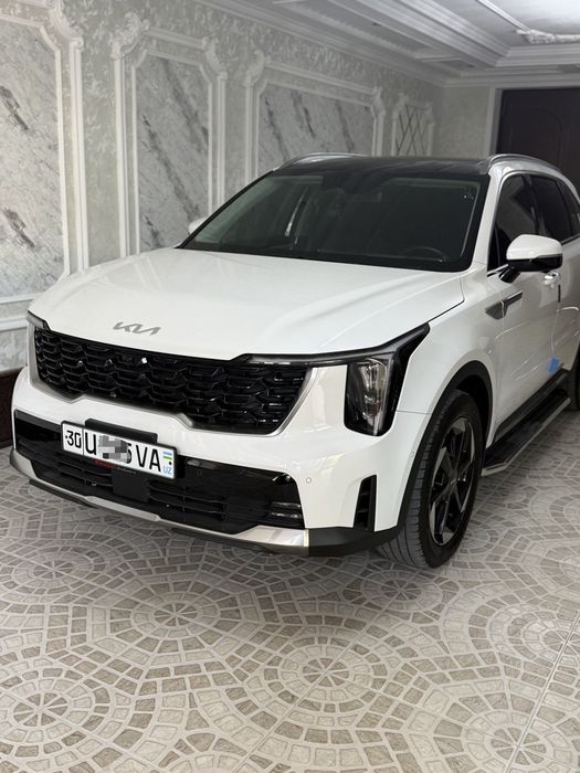 KIA SORENTO.       .