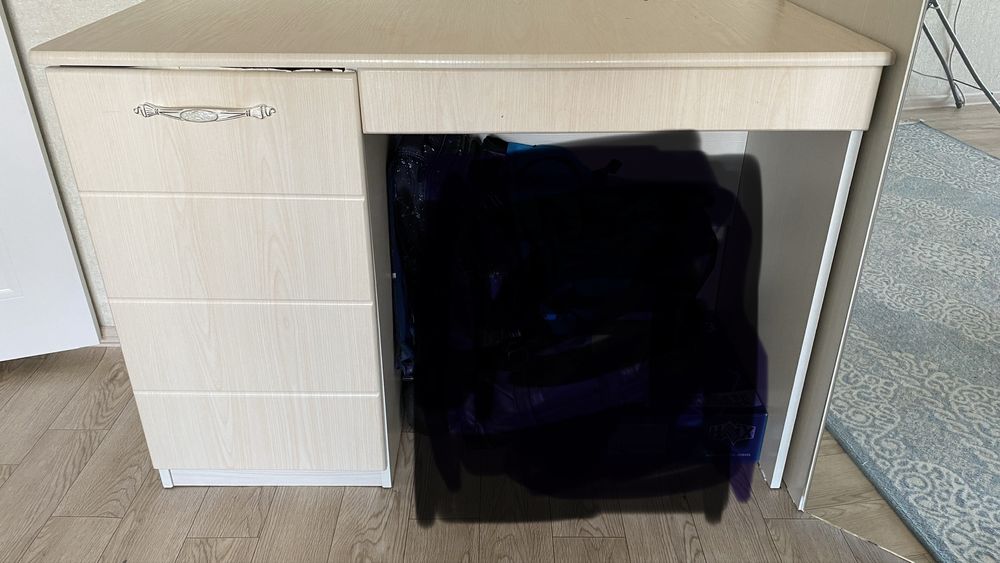 Продам спальный гарнитур 200.000