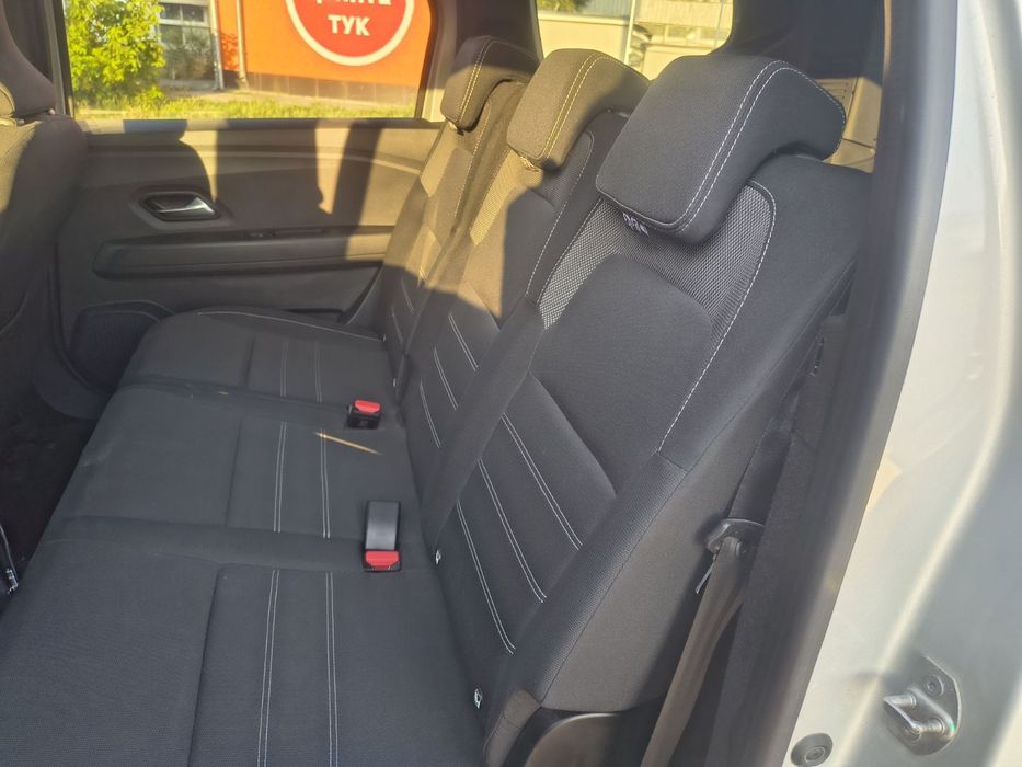 Дачия Gogger 2023 година. 19000 км.