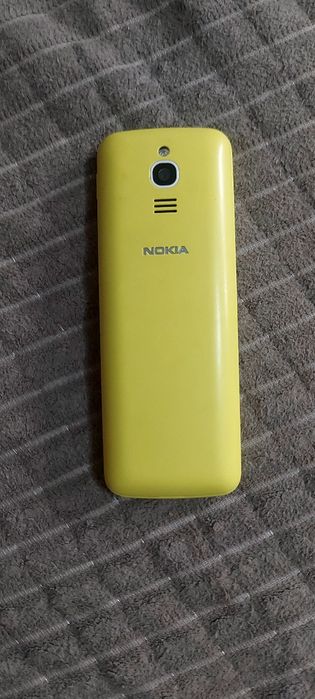 Nokia 8110i банан
