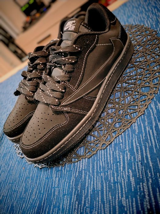 Air Jordan 1 Low x Travis Scott 'Black Phantom'