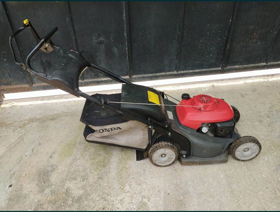Инструмент за косене косачка Honda Хонда със самоход перфектно състояние