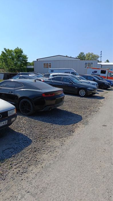 Автобояджийски и автотенекеджийски услуги