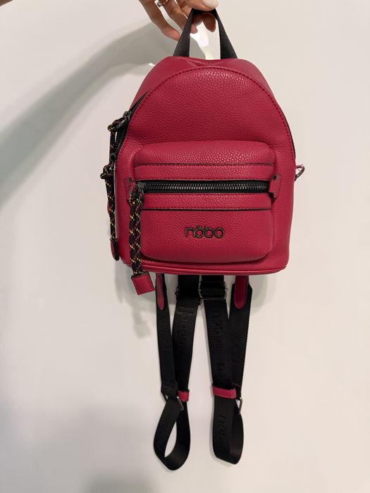 Дамски оригинални раници и чанта Calvin Klein, Love Moschino и други