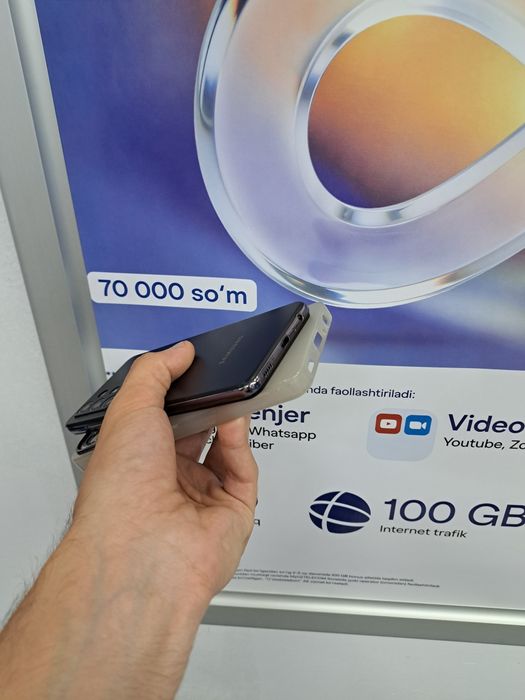 Samsung Galaxy A52 память 128gb идеал холата