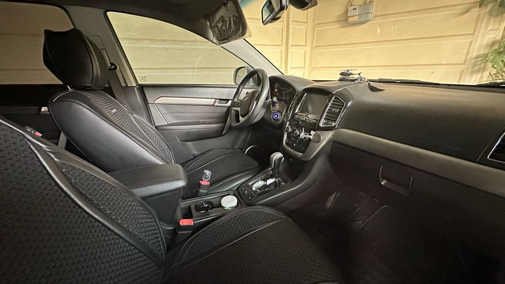 Captiva 4. 2017. 3 matorli. 4 ta balon tortadi. kraska toza.