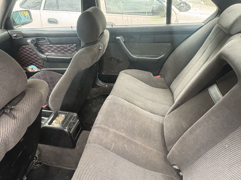Продам бмв 520i