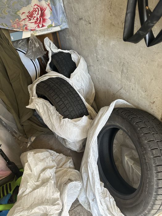 Продам зимние шины