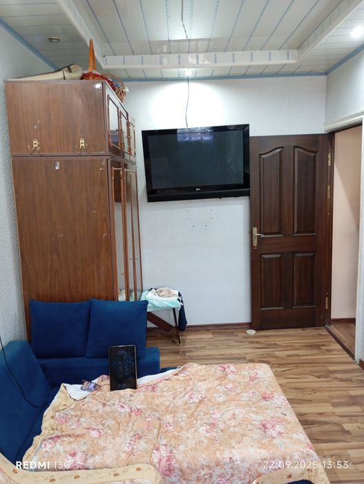 Продается 4/2/4 квартира