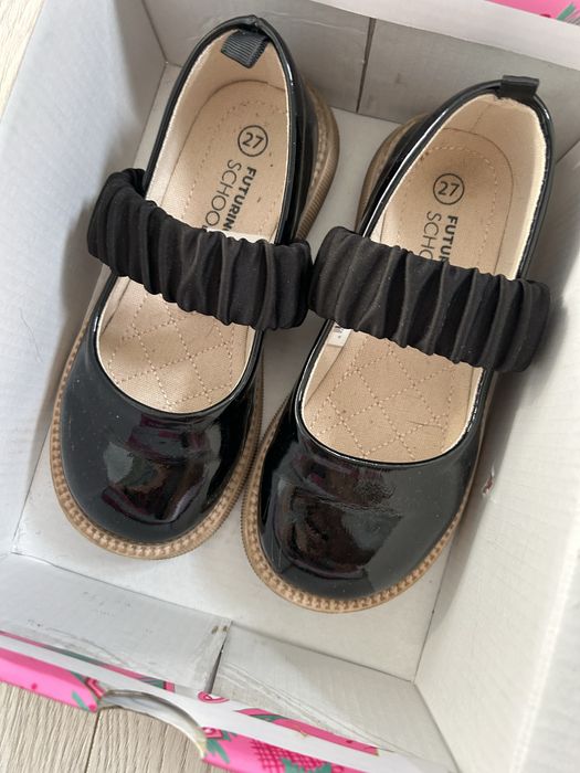 Туфли школьные черные