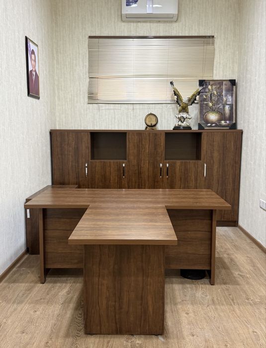 Продается офисная мебель