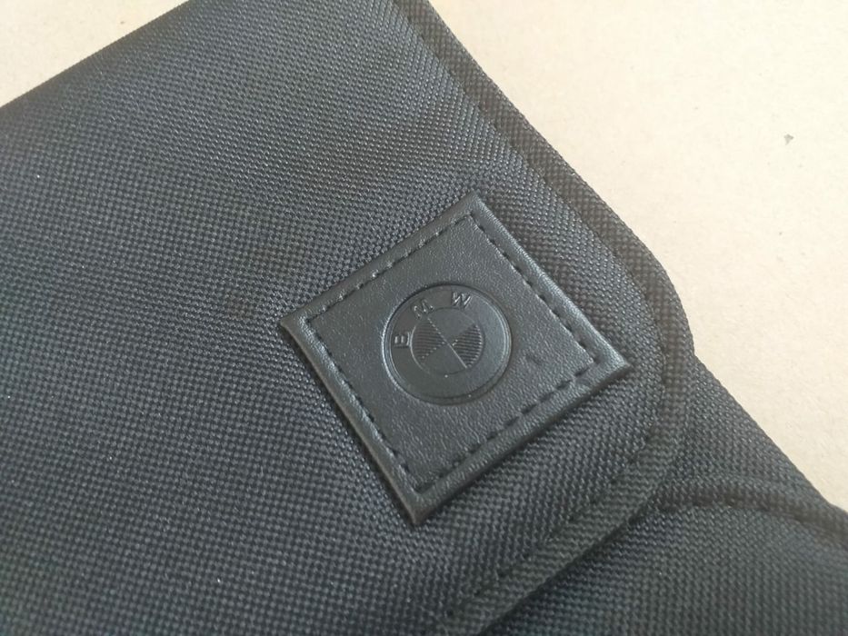 Manual utilizare si intretinere BMW X1 cu husa textilă RUSĂ ITALIANA