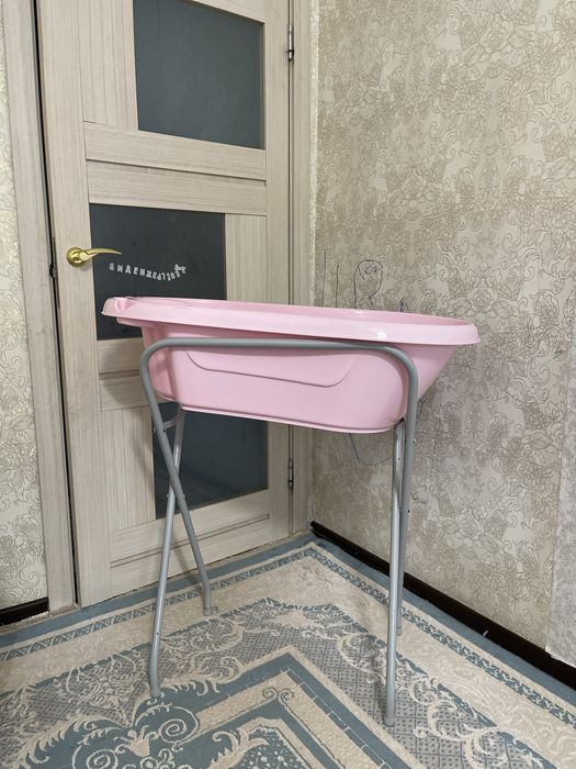 Ванночка детская с подставкой