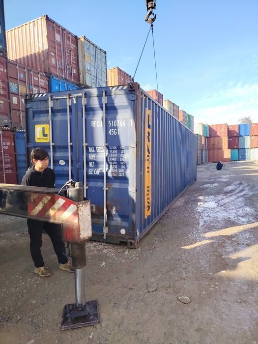 Контейнер 6м 12м в наличие 6м. 635.до 700.12м 1350.до1400.