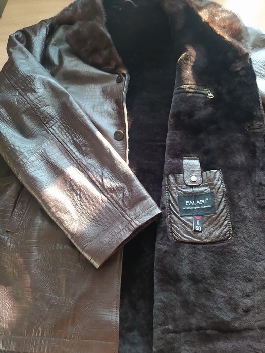 Срочно продам мужскую дубленку