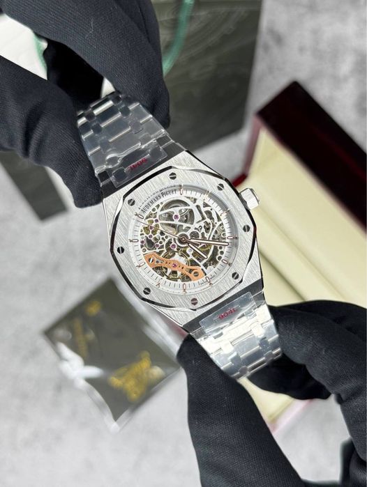 На продаже Часы Audemars Piguet А