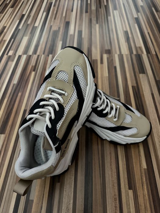 Маратонки на Steve Madden