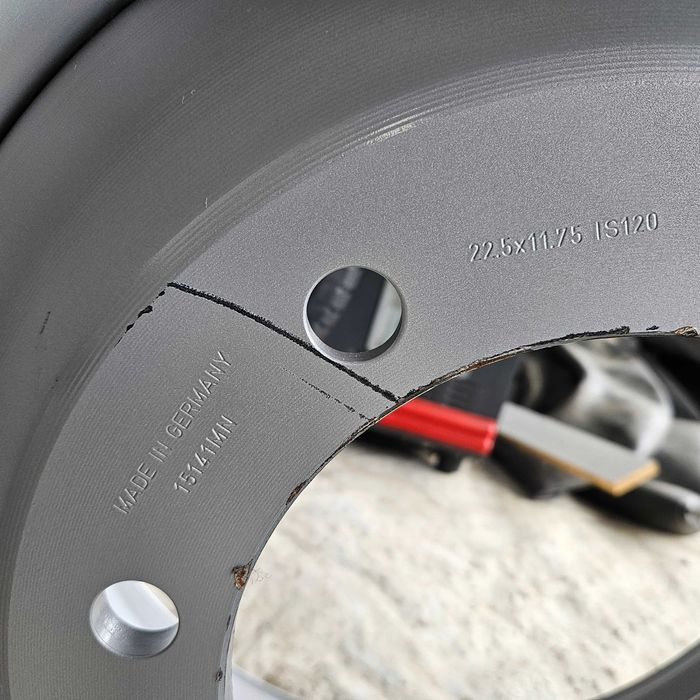 2 Нови джанти MAN/Mercedes 22.5 цола с 8 отвора 22.5x11.75 IS120 TPMS