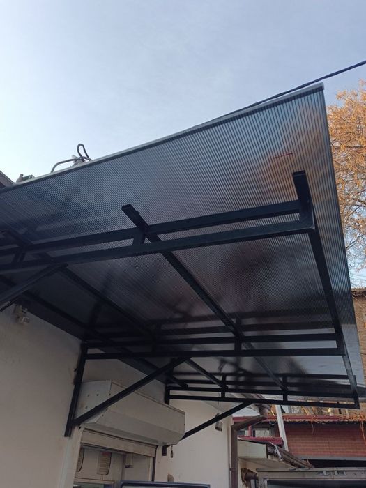 Лексан хар хил турлари бор