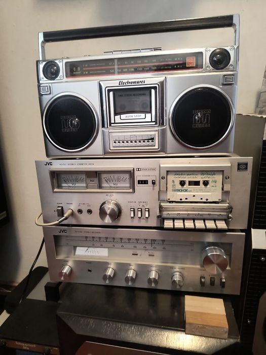 Tuner și Deck JVC