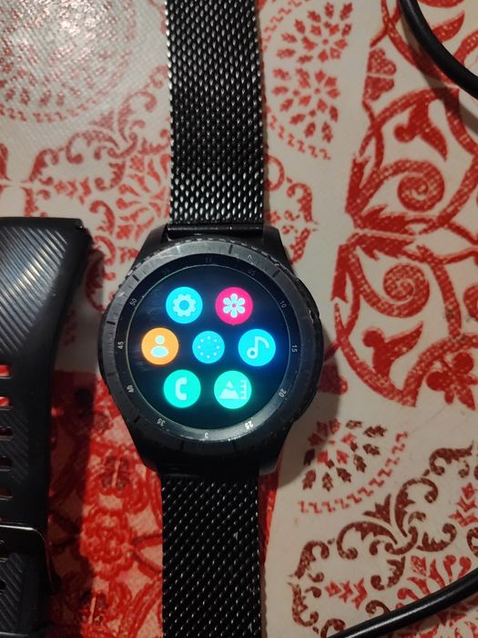 Vînd ceas Samsung ghir3 frontier