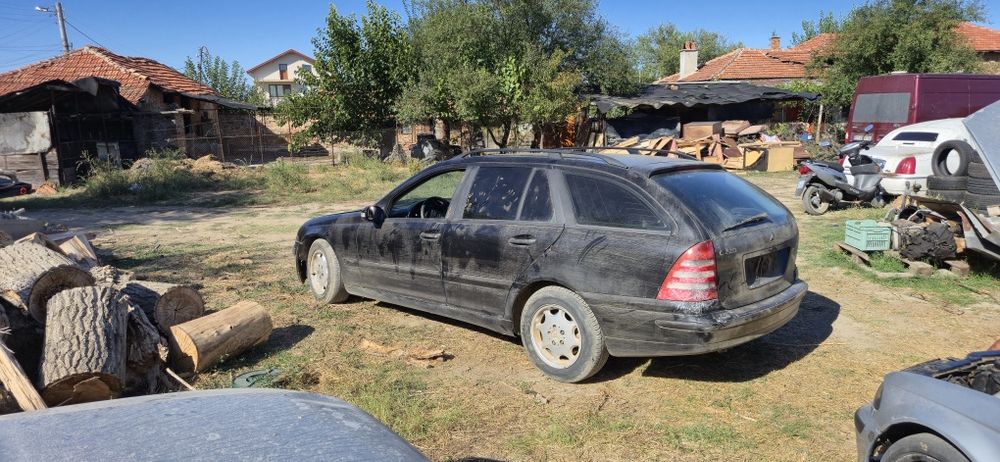 Мерцедес C220cdi на части