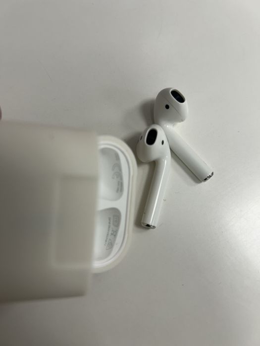 Apple Air Pods с Apple H1 chip