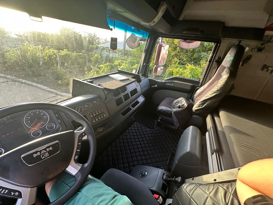 Vând camion Man TGA 18.440