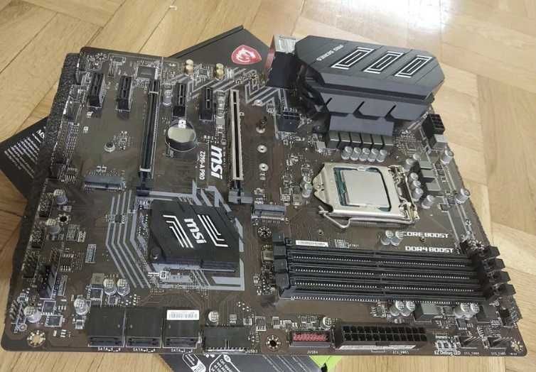 Intel Core i7 9700K + MSI Z390-A Pro