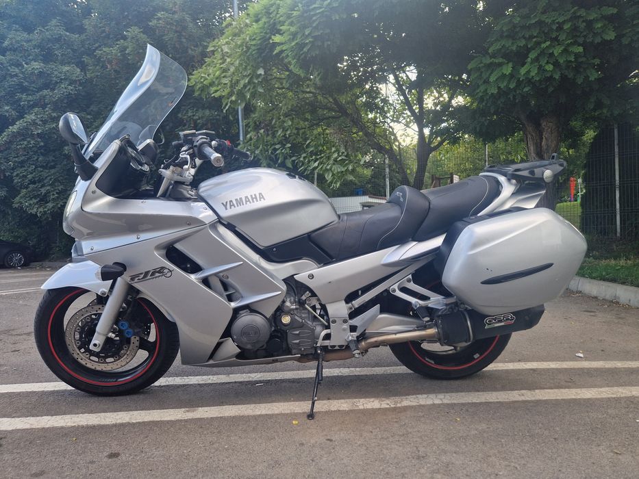 Yamaha FJR 1300 .