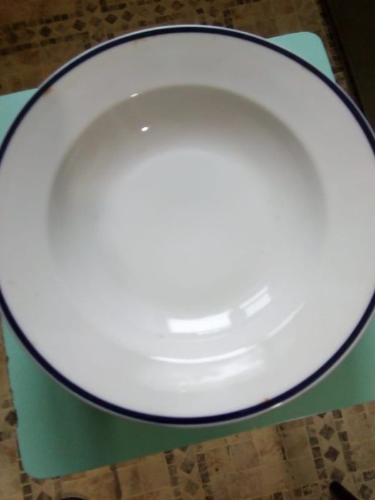 Продам сервиз,пр-во Чехословакии.