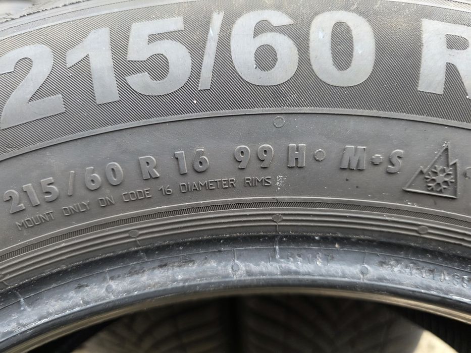 Vand patru anvelope de iarna semperit  215 60 16  dot 2423