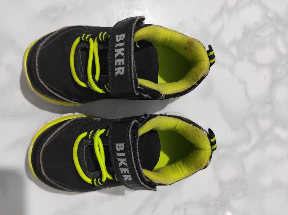 Детские кросовки