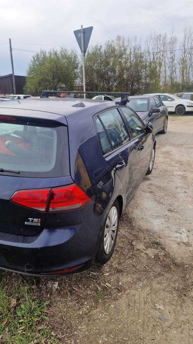 Dezmembrez Volkswagen Golf 7 2013 Hatchback 1.4