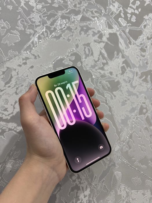 Срочно продам айфон 14