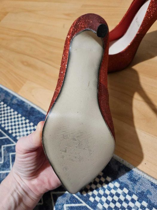 Туфли вечерние размер 37 яркие