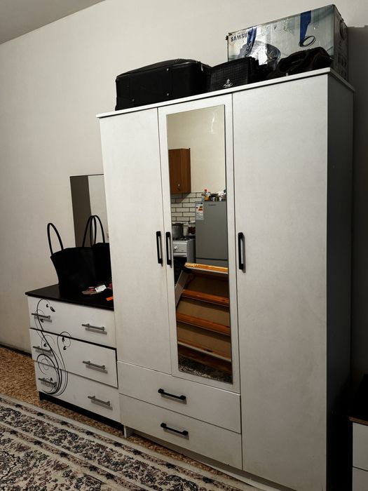 Шифоньен тримо сатылады