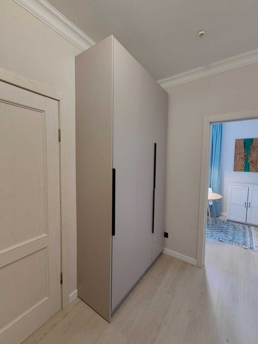 Шкаф для одежды, высота 250 см