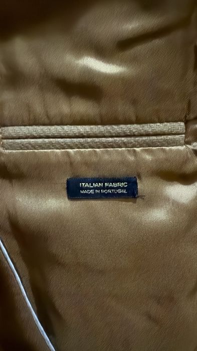 Продам пальто фирменное