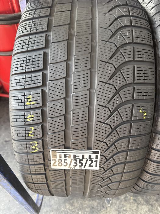 285/35/21 Pirelli